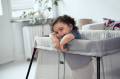pol_pl_BABYBJORN-lozeczko-turystyczne-LIGHT-srebrny-155_12.jpg