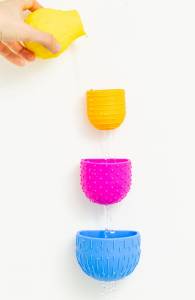 Mobi Oomplz zestaw kubeczków do kąpieli zabawka do wody 12M+