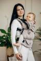 Nosidelko-LennyLamb-LennyUpGrade-Jodelka-Almond-Kolor-Odcienie-brazu-i-bezu.jpg