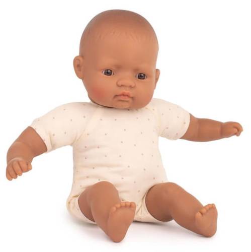 Lalka z miękkim brzuchem Rasa Hiszpańska 32cm Miniland 8413082313685 (1).jpg