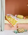 pol_pl_Kids-Concept-Poduszka-cukierek-rozowa-PIPPI-35769_2.webp
