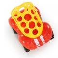 oball Zabawka pojazd z grzechotką Rattle&Roll, czerwony 3m+ 074451815100 (4).jpg