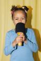 pol_pl_Lalarma-Mikrofon-Karaoke-Glitter-Groove-Zloty-1714_1.jpg
