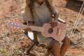 pol_pm_Little-Dutch-Drewniana-gitara-rozowa-Safari-Friends-FSC-6018_9.jpg