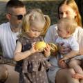 alilo-coconap-w1-x-pomelody-odtwarzacz-mp3-i-lampka-do-karmienia-mango_30448_3.jpg