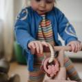 Mushie Gryzak Silikonowy Bransoletka z Zawieszkami Fairy  3M+ 840355804324 (4).jpg