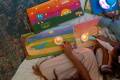 pol_pm_Glo-Pals-Interaktywne-swiecace-ksiazeczki-Zestaw-3-ksiazki-seria-Light-Up-Library-TM-817_1.jpg