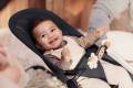 pol_pl_BABYBJORN-zabawka-do-lezaczka-Googly-Eyes-Black-and-White-16937_4.jpg