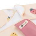PETITE&MARS Śliniak z długimi rękawami Ben Beige Strawberies (5).jpg